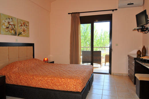 Golden Sunrise Apartments Chrysi Ammoudia Exterior photo